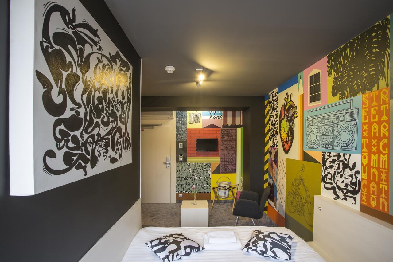 The Invisible Hotel — Urban Flashbacks Košice Eksteriør bilde